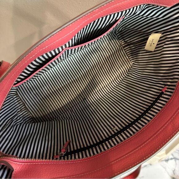 Kate Spade Thompson Street Kimberley Tote - damage - Picture 12 of 14